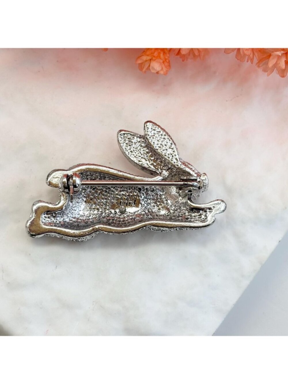 Mint Rhinestone Bunny Rabbit | Hare Vintage Silver T Vintage Brooch | Lapel Pin - Picture 2 of 9